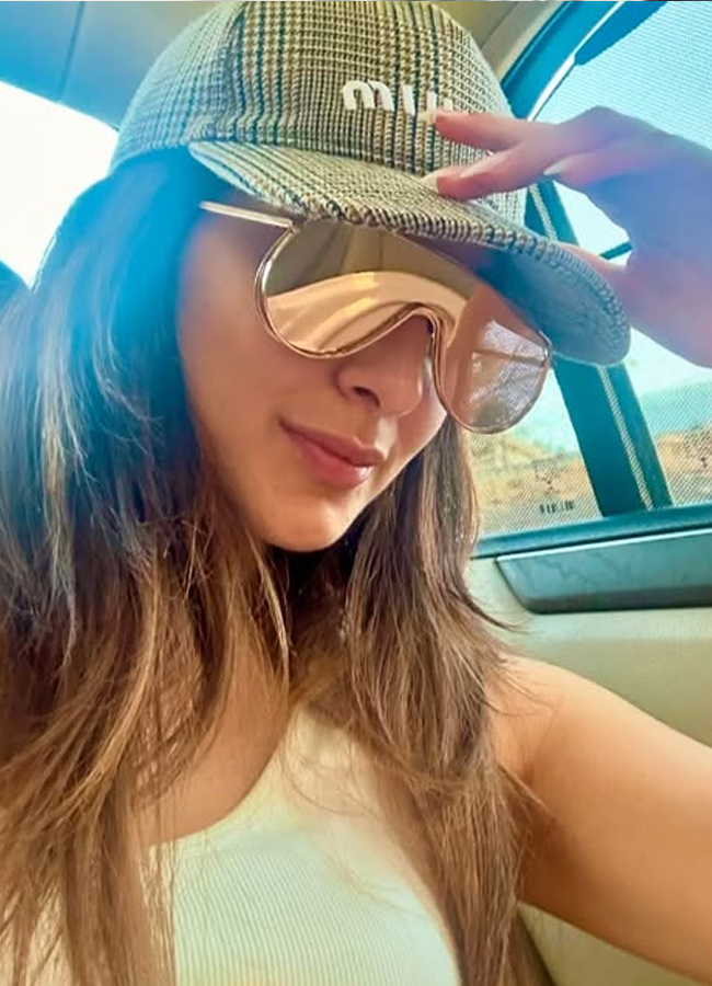 Kiara Advani Game Changer heroine has fun with her husband on vacation21