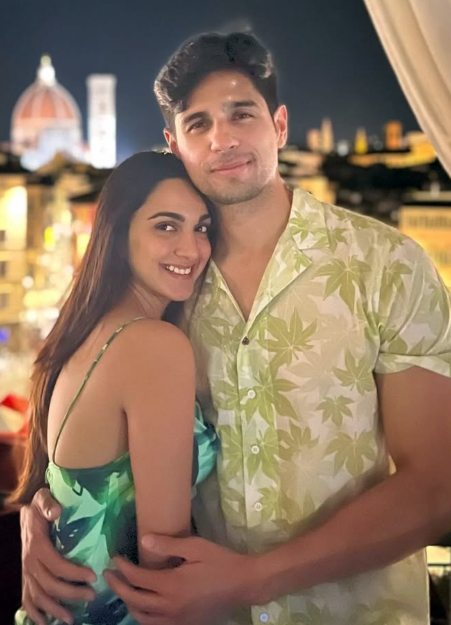 Kiara Advani Game Changer heroine has fun with her husband on vacation6