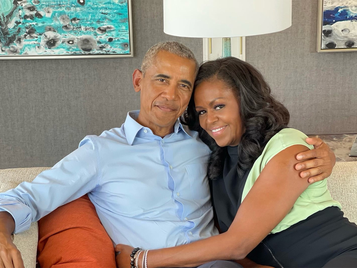 The Sweetest Photos of Barack and Michelle Obama Check Here17