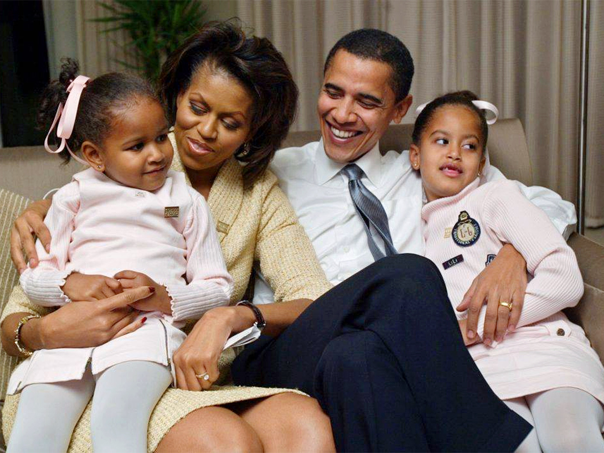 The Sweetest Photos of Barack and Michelle Obama Check Here20