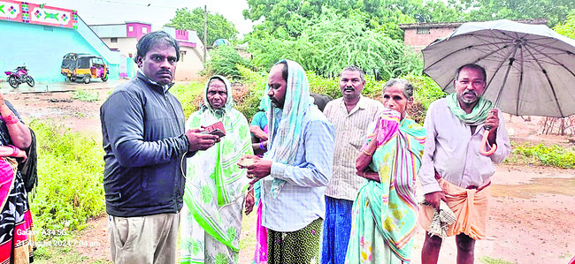 చెప్పిందొకటి.. చేస్తోందొకటి1