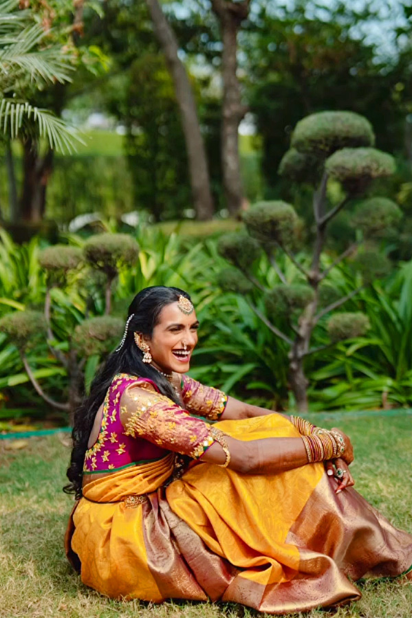 Badminton star PV Sindhu Shares Traditional Look In Saree And Vacation Trip Photos10