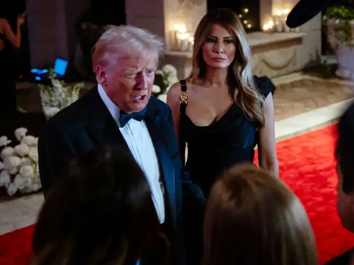 Elan Musk dances with Trump at New Year celebrations 11