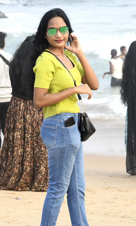 New year 2025 Celebrations at Visakhapatnam Beach11