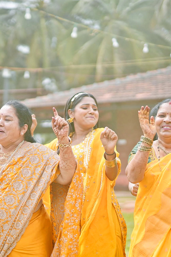 Nuvvu Nenu Prema Serial Padmavati  Haldi Function Photos4