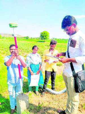 ‘భూములు లాగేసుకుంటారు.. వారసత్వంగా వచ్చిన భూములకు రీ సర2