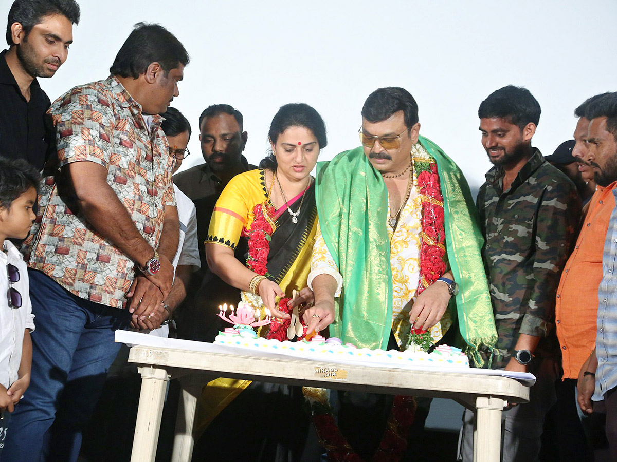 Actor Naresh Birthday Celebrations Photos12