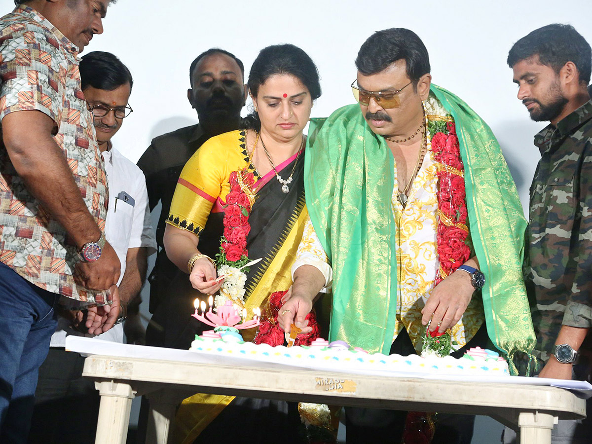 Actor Naresh Birthday Celebrations Photos27