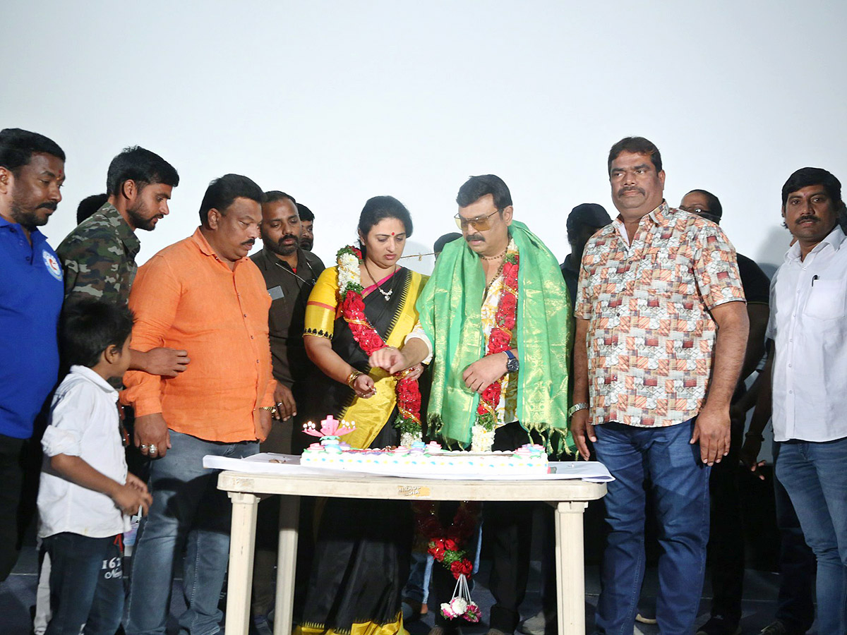 Actor Naresh Birthday Celebrations Photos5