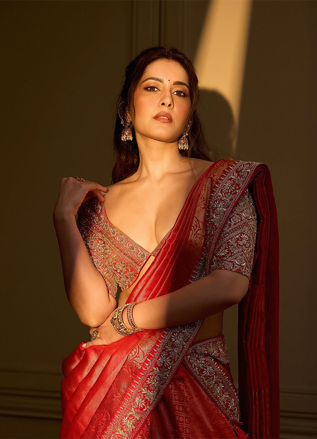 actress rashi khanna latest photoshoot8