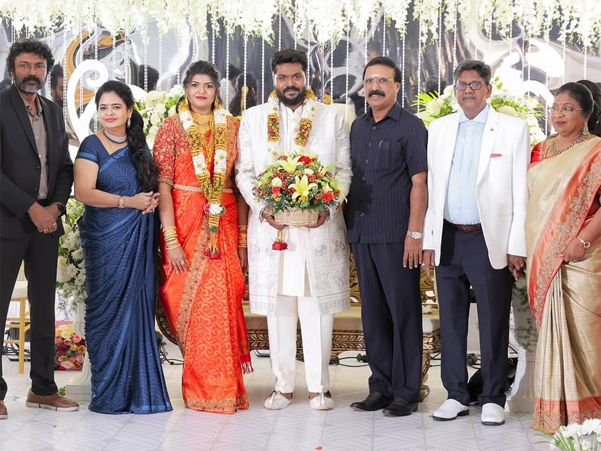 Ajay Gnanamuthu marries his longtime girlfriend photos goes viral11