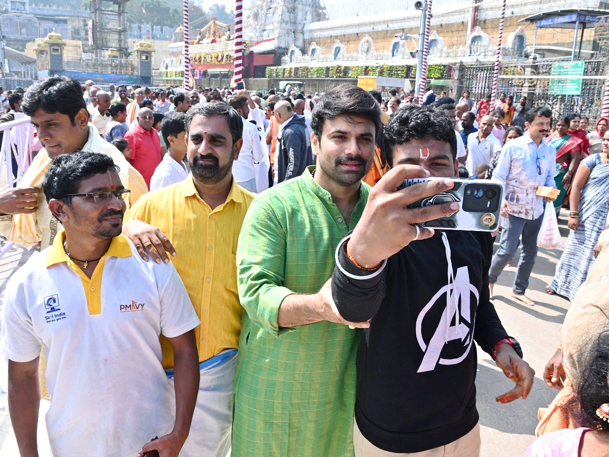 Cinema celebrities visited the Sri Venkateswara Swamy temple in Tirumala Photos29