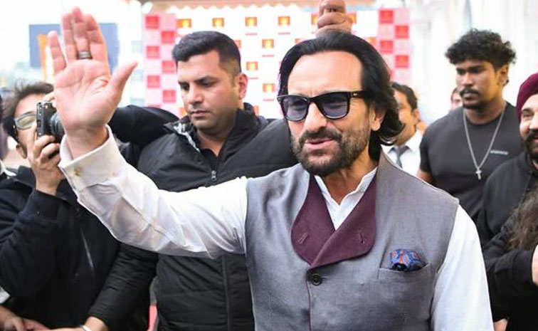 Do You Know How Much Saif Ali Khan Pays Auto Driver: Photos7