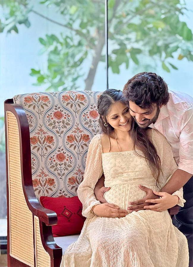 Photo Moment : Kiran Abbavaram and wife announce pregnancy photos goes viral3