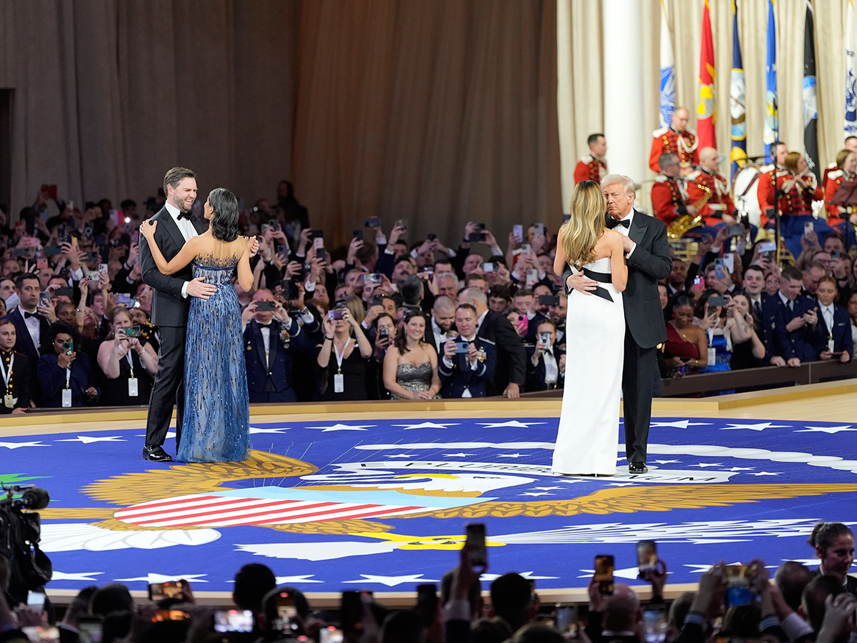 President Donald Trump and first lady Melania Trump Photos10