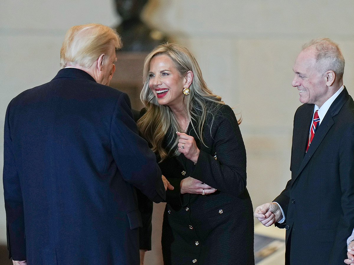 President Donald Trump and first lady Melania Trump Photos24