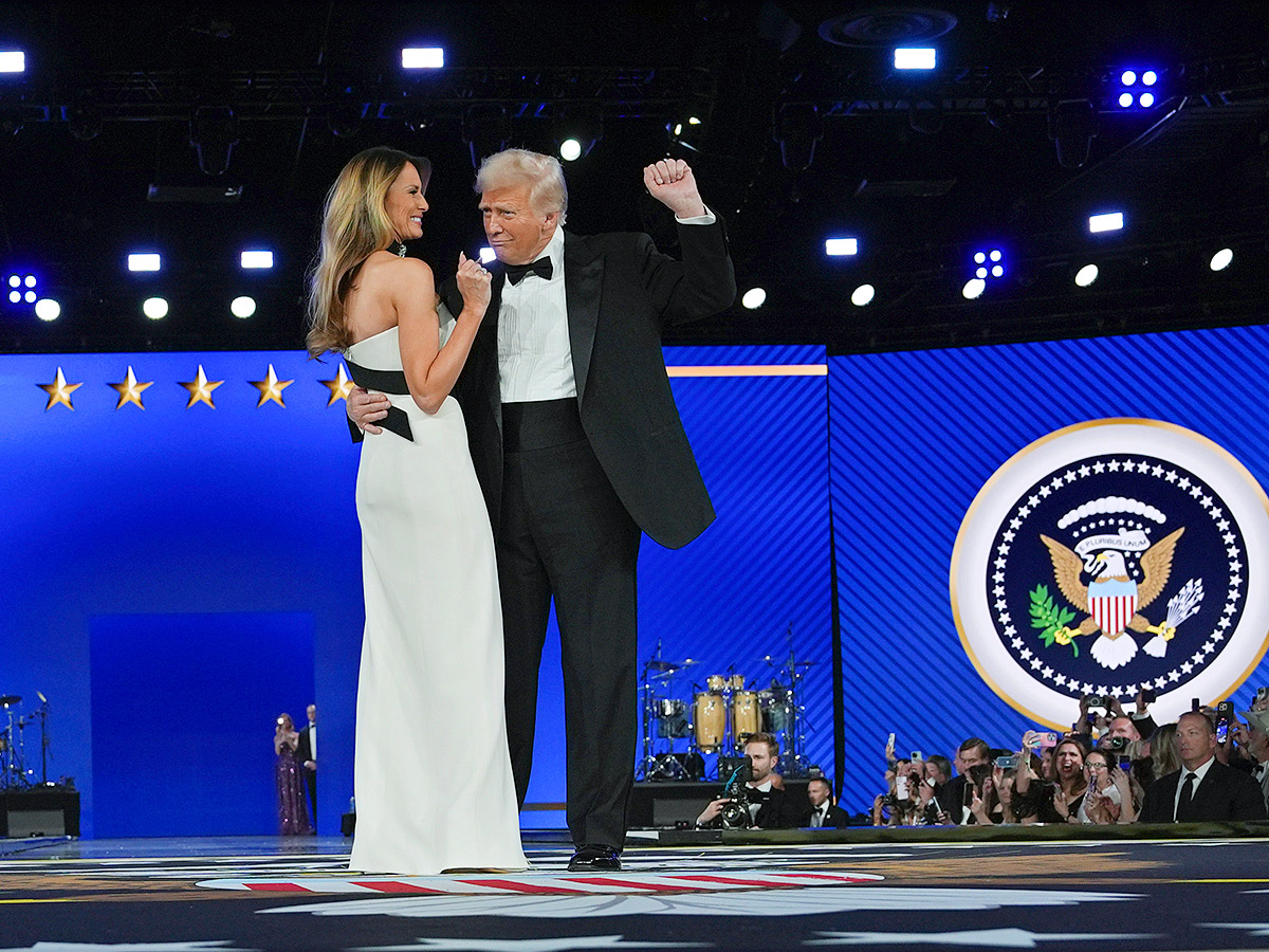 President Donald Trump and first lady Melania Trump Photos35