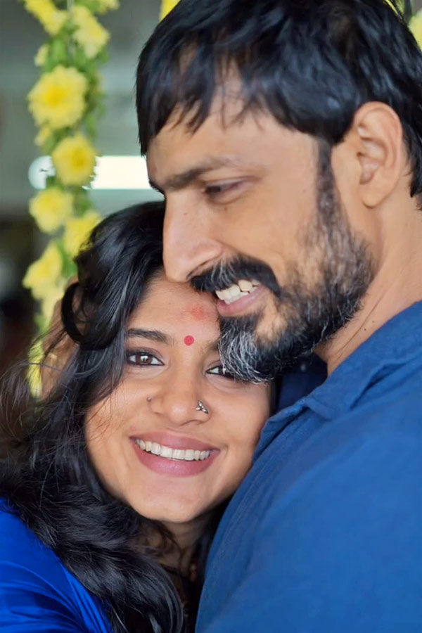 Actor Harish Uthaman Shares Second wedding Anniversary Photos On SOcial Media 29