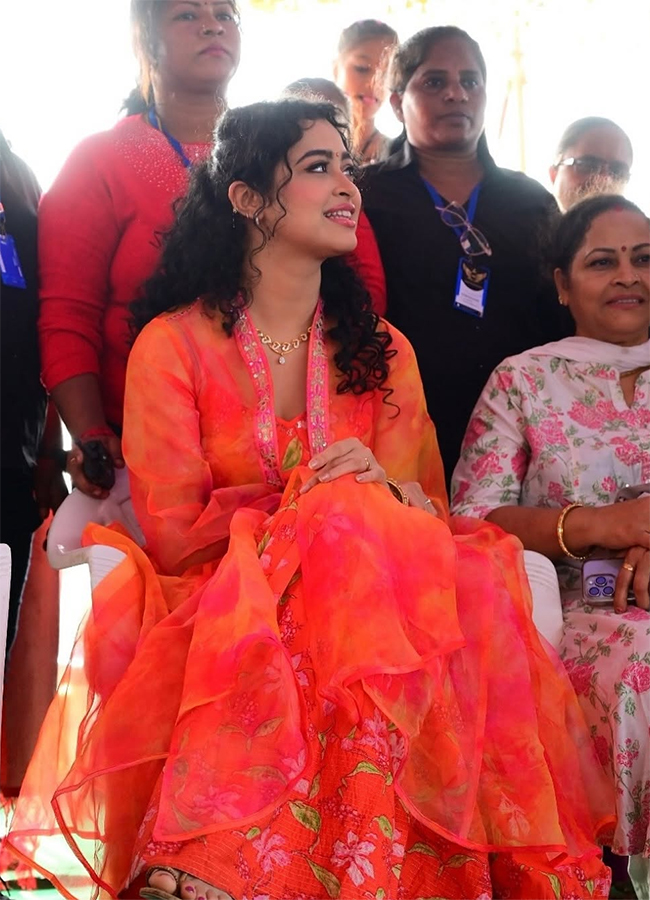 Actress Apsara rani Kaikaluru Sankranti Event12