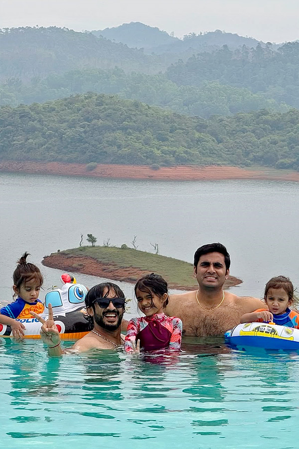 Anchor Ravi Enjoying a Family Vacation In Kerala Photos Viral10