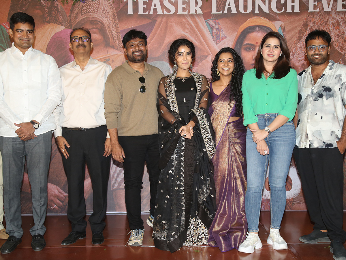 Anupama Parameswaran Paradha Movie Teaser Launch Event Photos19