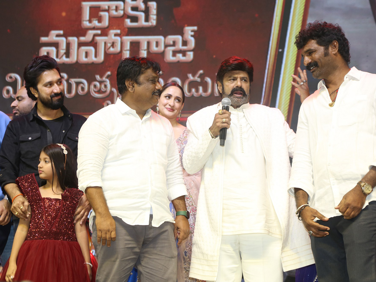 Daaku Maharaaj Success Meet Photos10