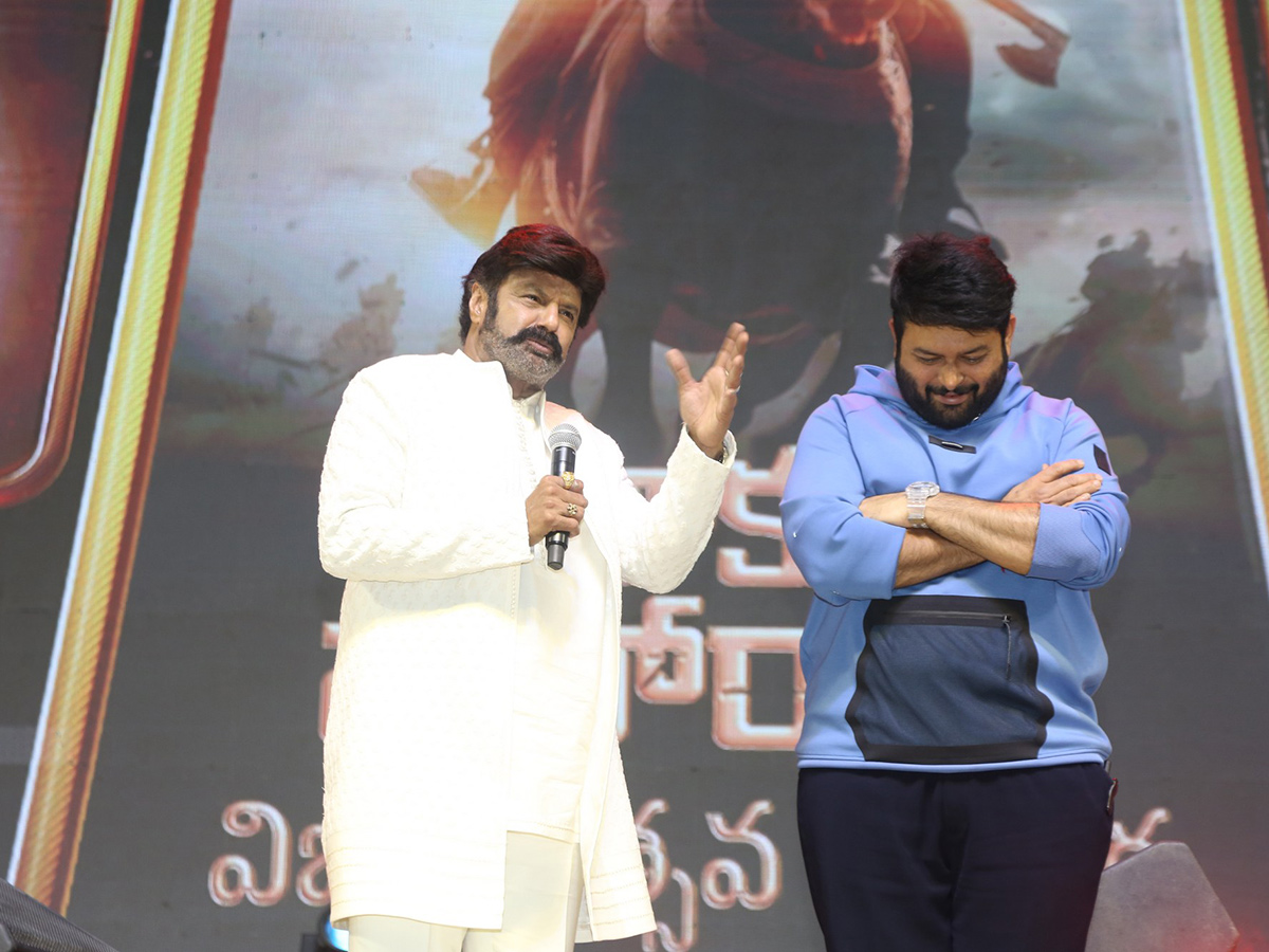 Daaku Maharaaj Success Meet Photos16