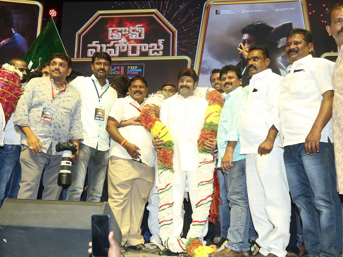 Daaku Maharaaj Success Meet Photos2