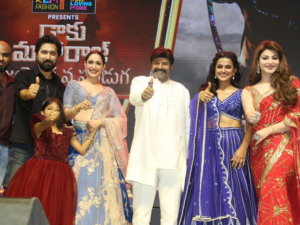 Daaku Maharaaj Success Meet Photos4