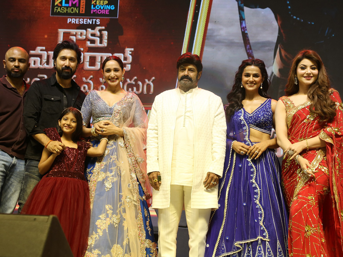 Daaku Maharaaj Success Meet Photos7