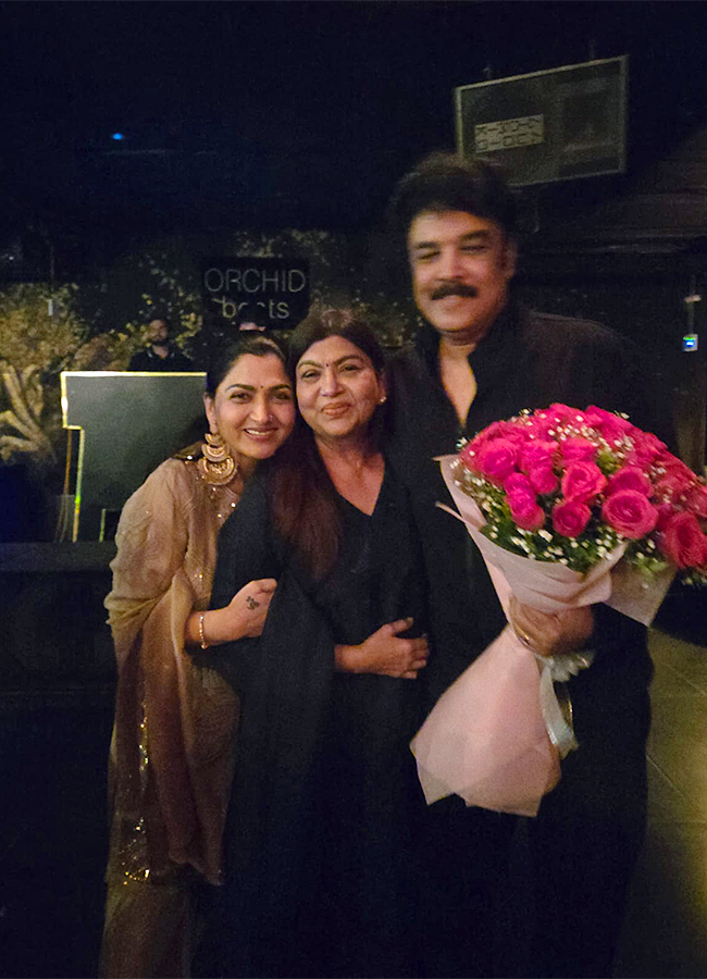 Khushbu hosts birthday bash for Sundar C photos goes viral4