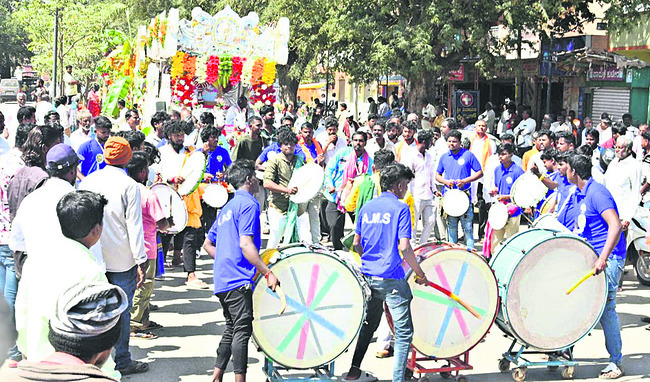 త్యాగశీలి సుదీప్‌1