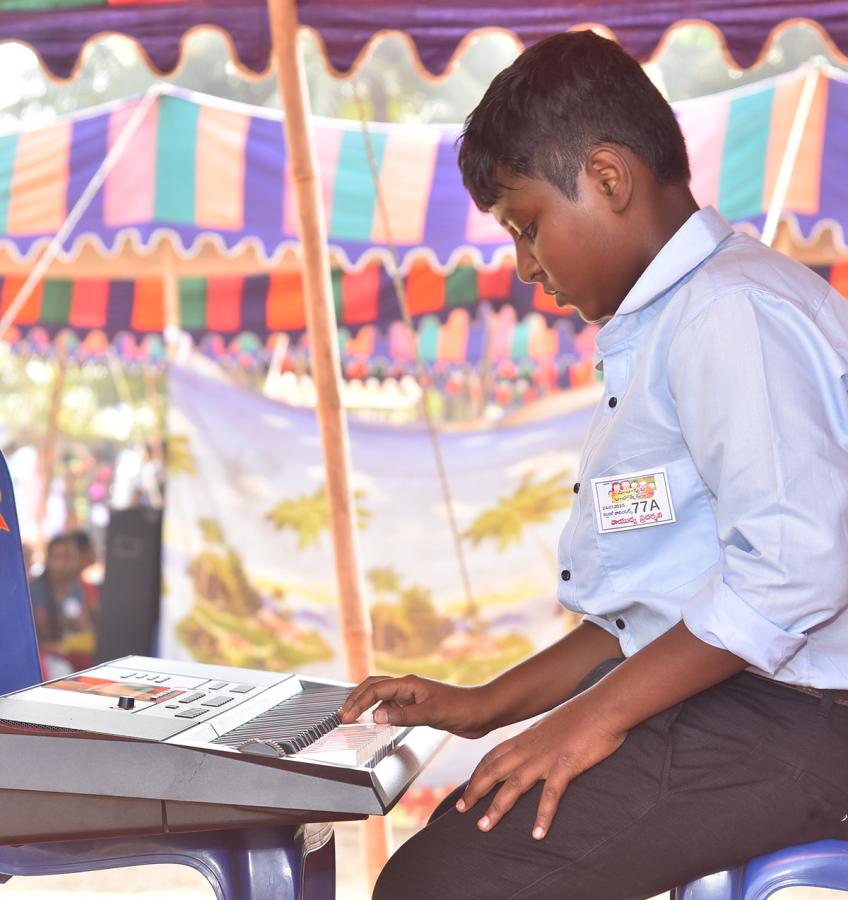 Eluru: Children's Festival Celebrated with Grandeur Photos5