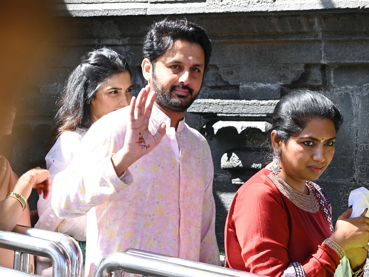 Hero Nithin And Wife Shalini With Son Beautiful Photos At Tirumala Photos4