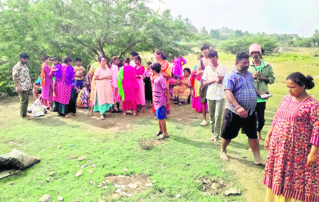 పేదల బతుకులు బుగ్గిపాలు 2