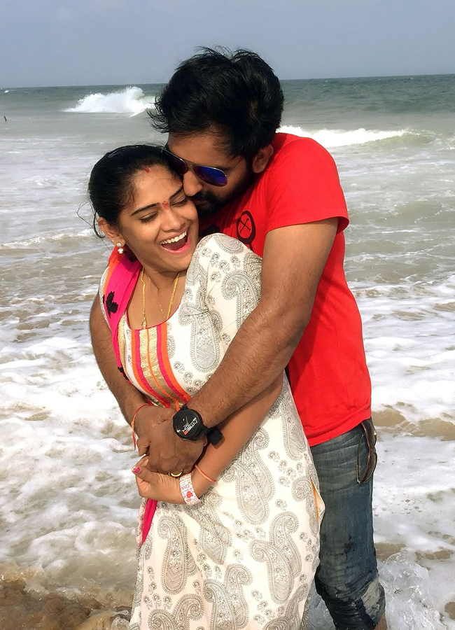 Mogalirekulu serial actress Anjali celebrating 10th anniversary, special photos6