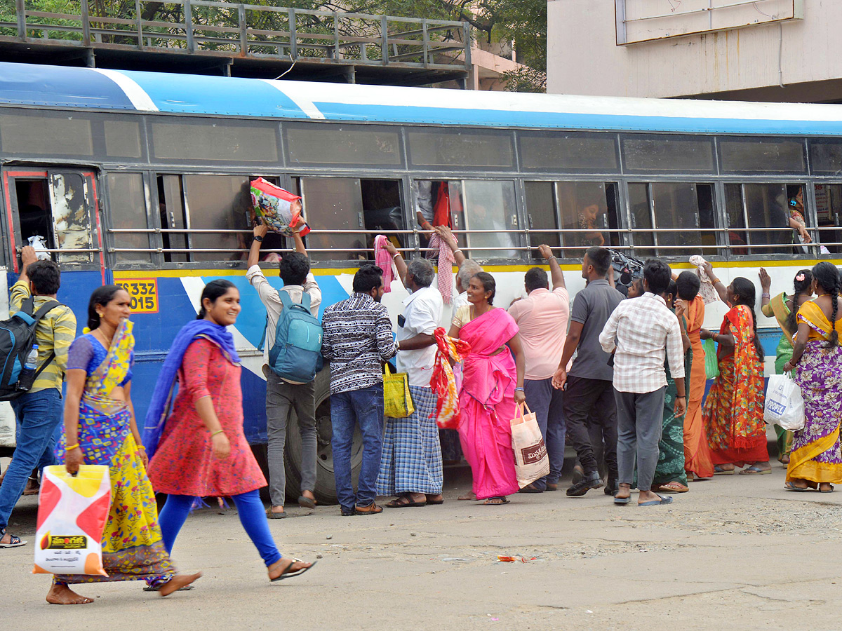 Best Photos of The Week in AP and Telangana Photo Gallery48