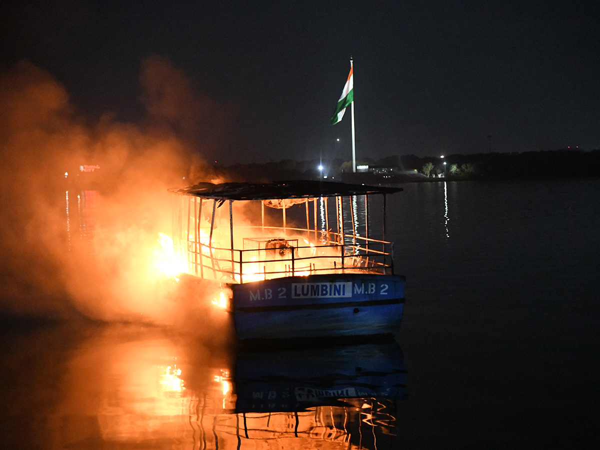 Huge Fire Mishap After Crackers Blast In Boat At Hussain Sagar3