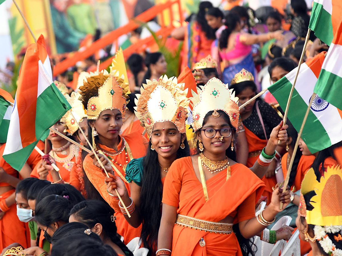 Maha Aarti to Mother India of Hussain Sagar Photos16