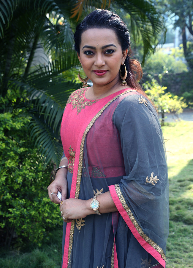 Tollywood Actress Ester Noronha Latest Photos12