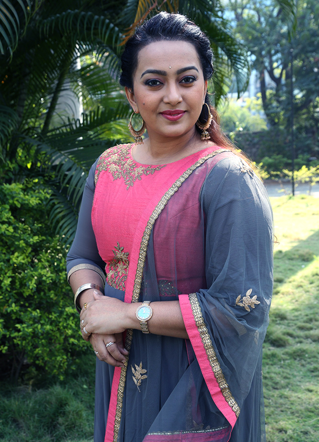 Tollywood Actress Ester Noronha Latest Photos14