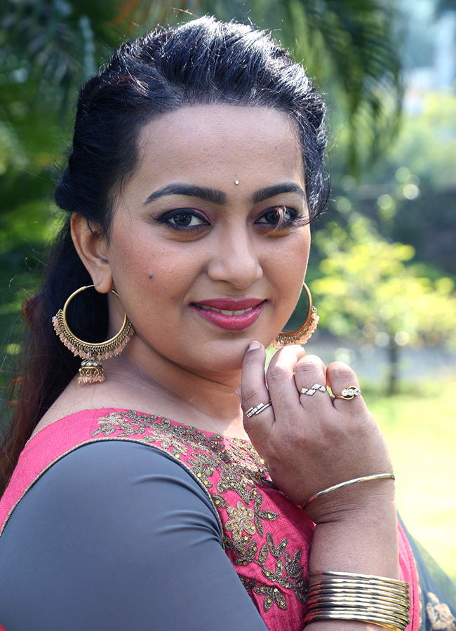 Tollywood Actress Ester Noronha Latest Photos22