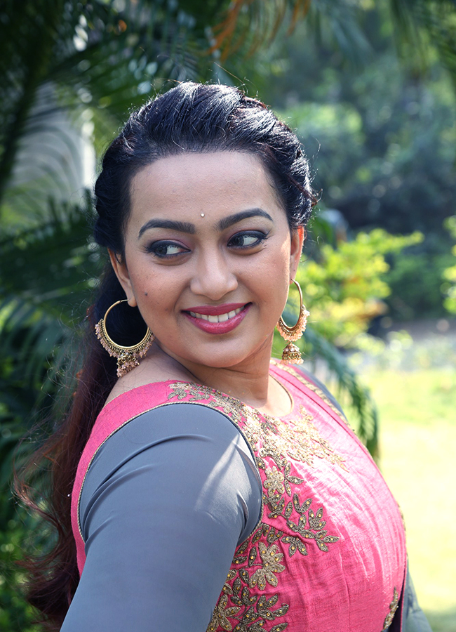 Tollywood Actress Ester Noronha Latest Photos5