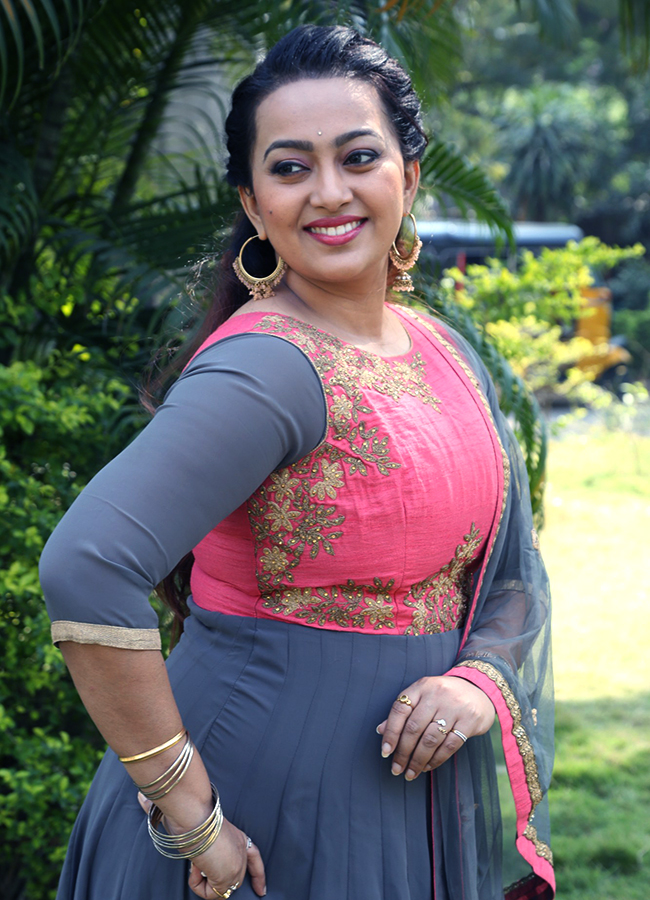 Tollywood Actress Ester Noronha Latest Photos7