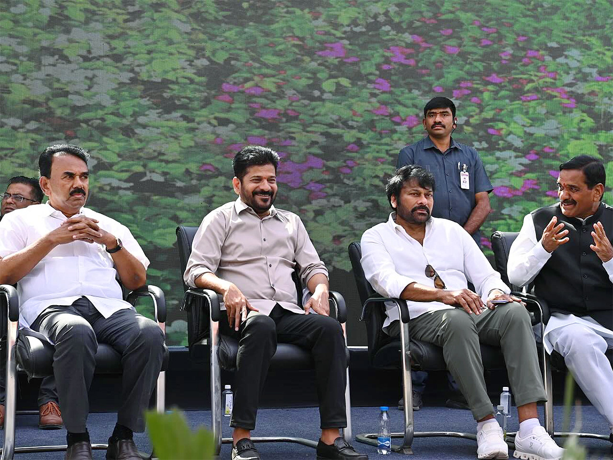 Experium ECO Park Opened CM Revanth Reddy and Chiranjeevi3