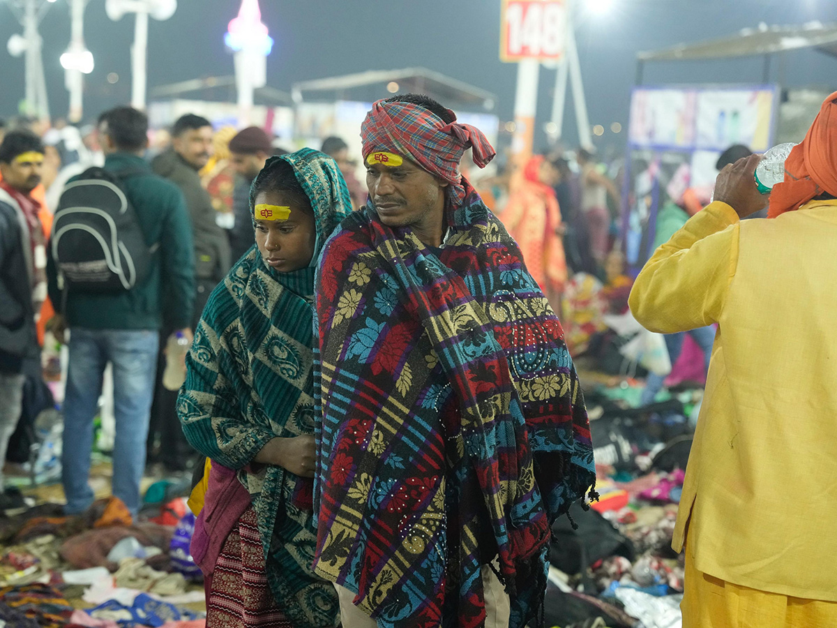 Maha Kumbh stampede Live updates Photos21