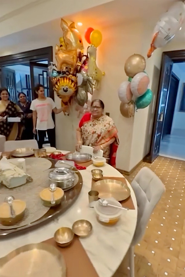 Megastar Chiranjeevi Mother Anjana Devi Birthday Celebrations Photos10