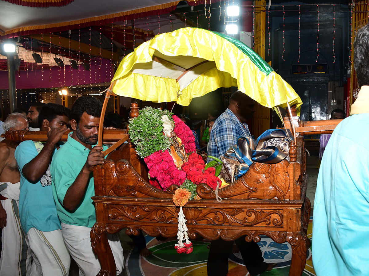 Sri venkateswara Swamy Brahmotsavam In Kadapa Photos4