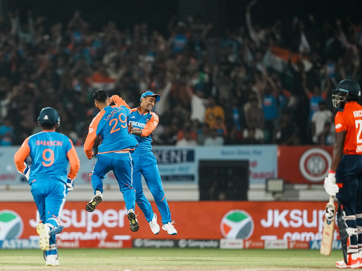 Twenty20 cricket match between England and India in Rajkot Photos19