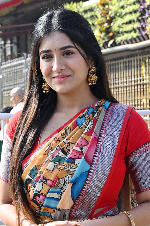 Actress Rashi Singh Visit Tirumala Temple Photos6